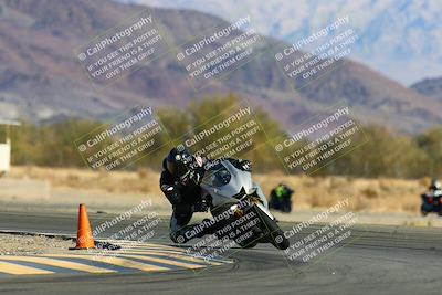 media/Jan-09-2022-SoCal Trackdays (Sun) [[2b1fec8404]]/Turn 14 (10am)/